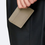 Rains Tarjetero Card Holder Taupe - ECRU