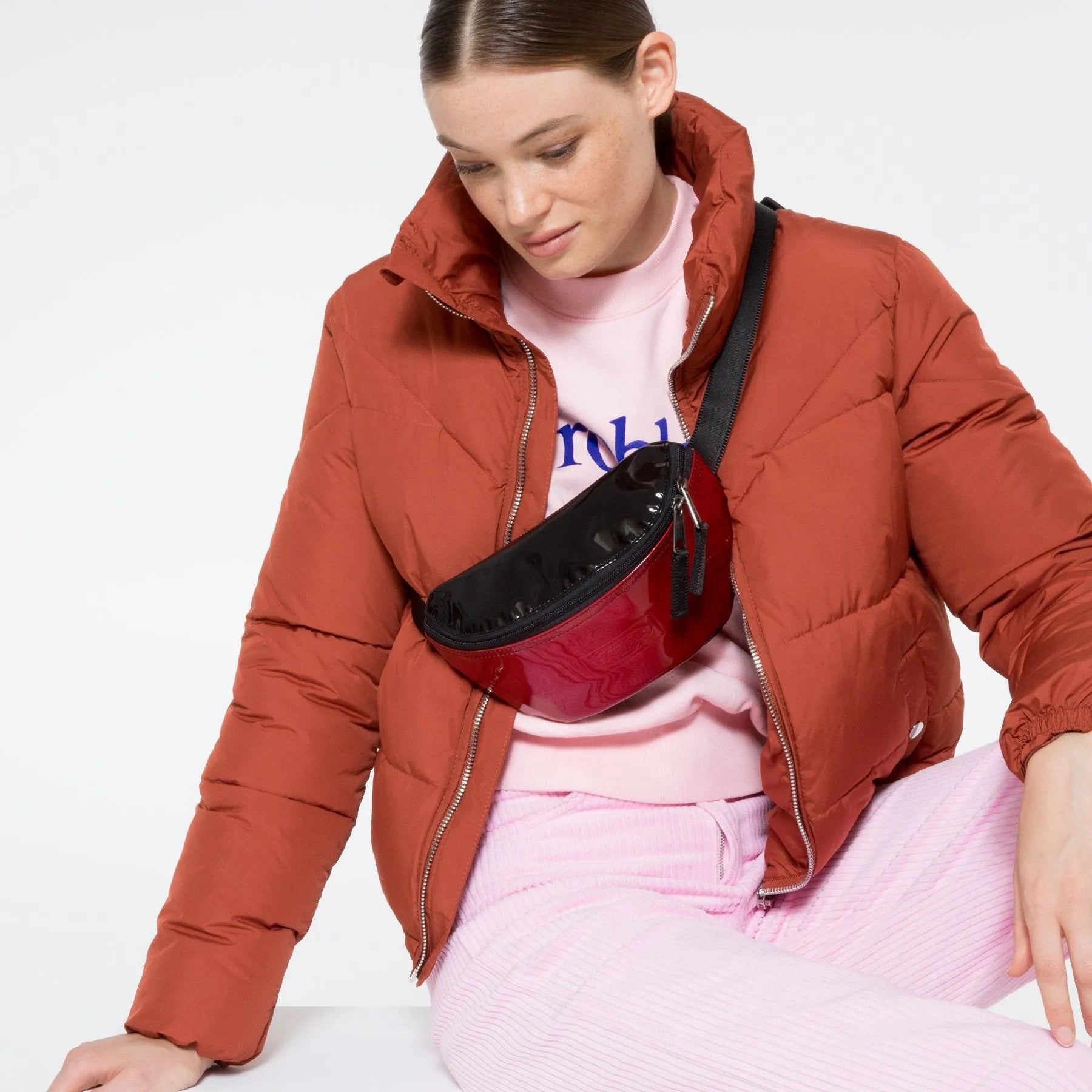 Springer Glossy Red - ECRU