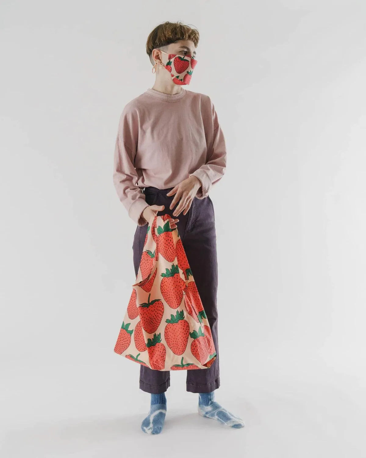 Standard Baggu Strawberry - ECRU