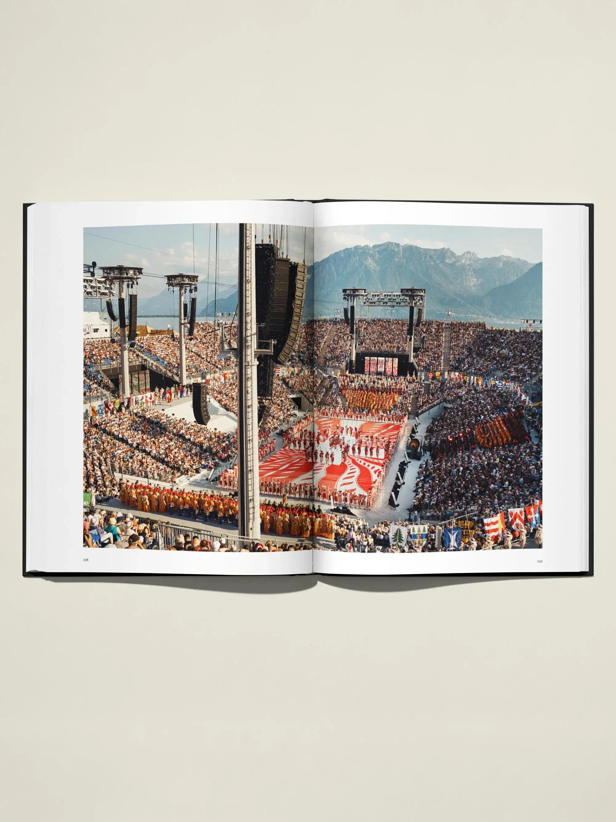 The Monocle Book of Photography: Reportage From Places Less Explored - ECRU