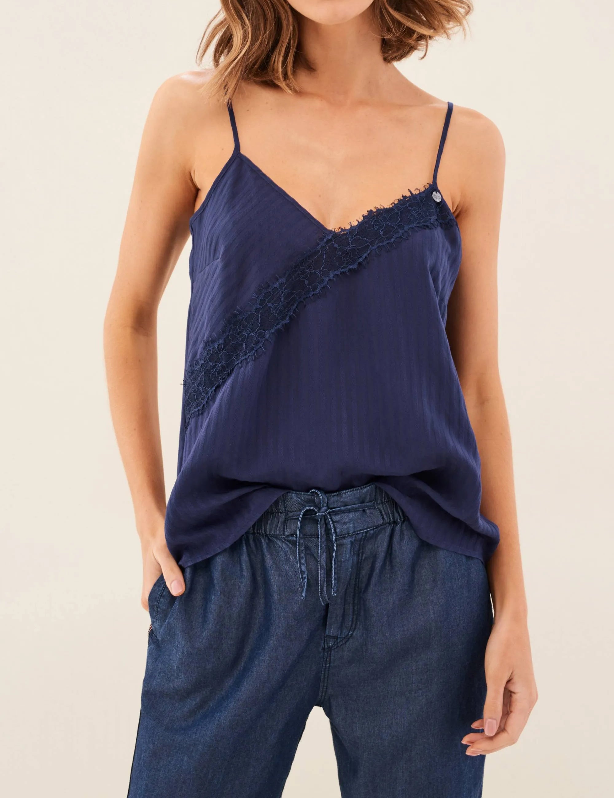 Top azul con encaje - ECRU