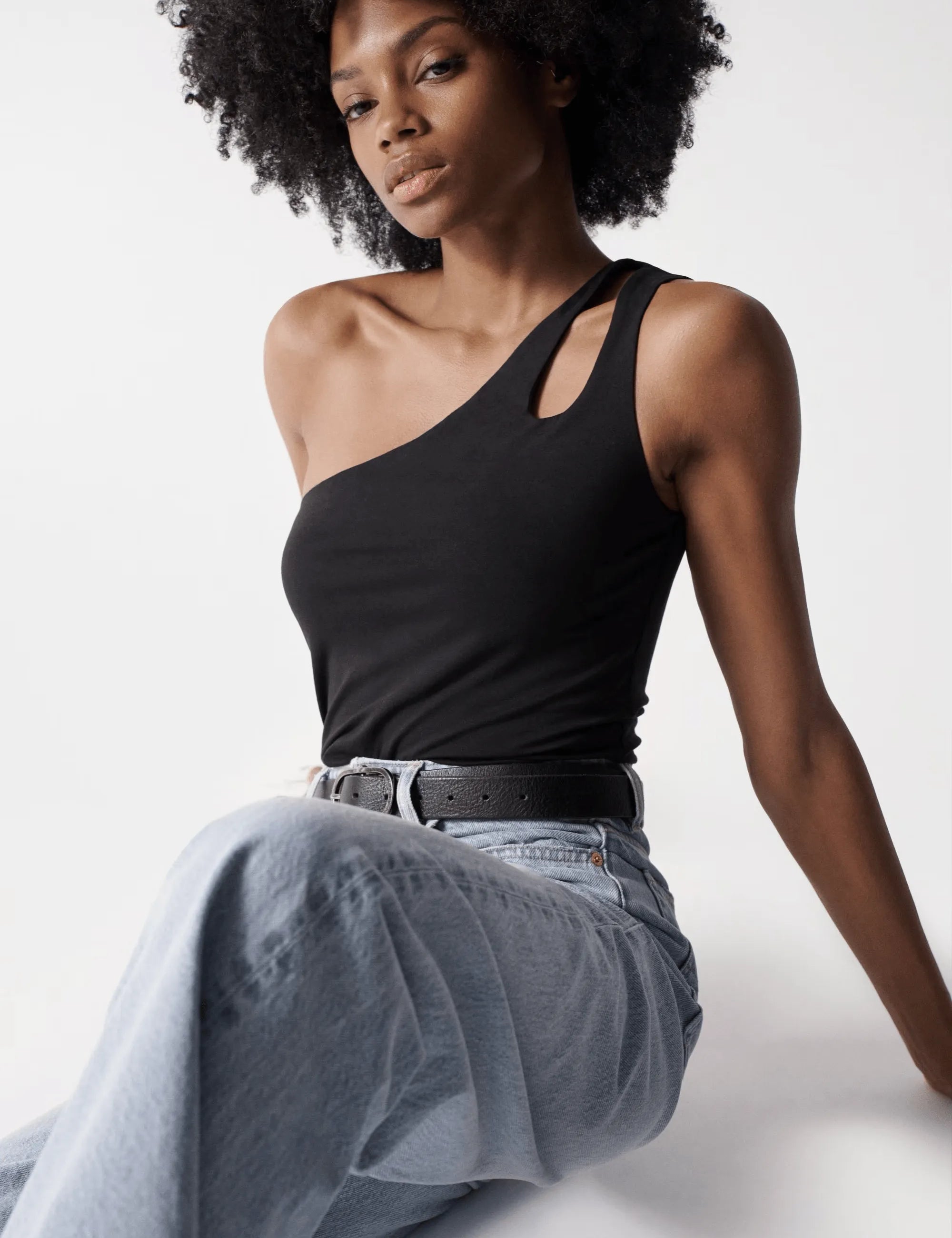 Top Salsa Jeans con Escote Asimétrico Negro - ECRU