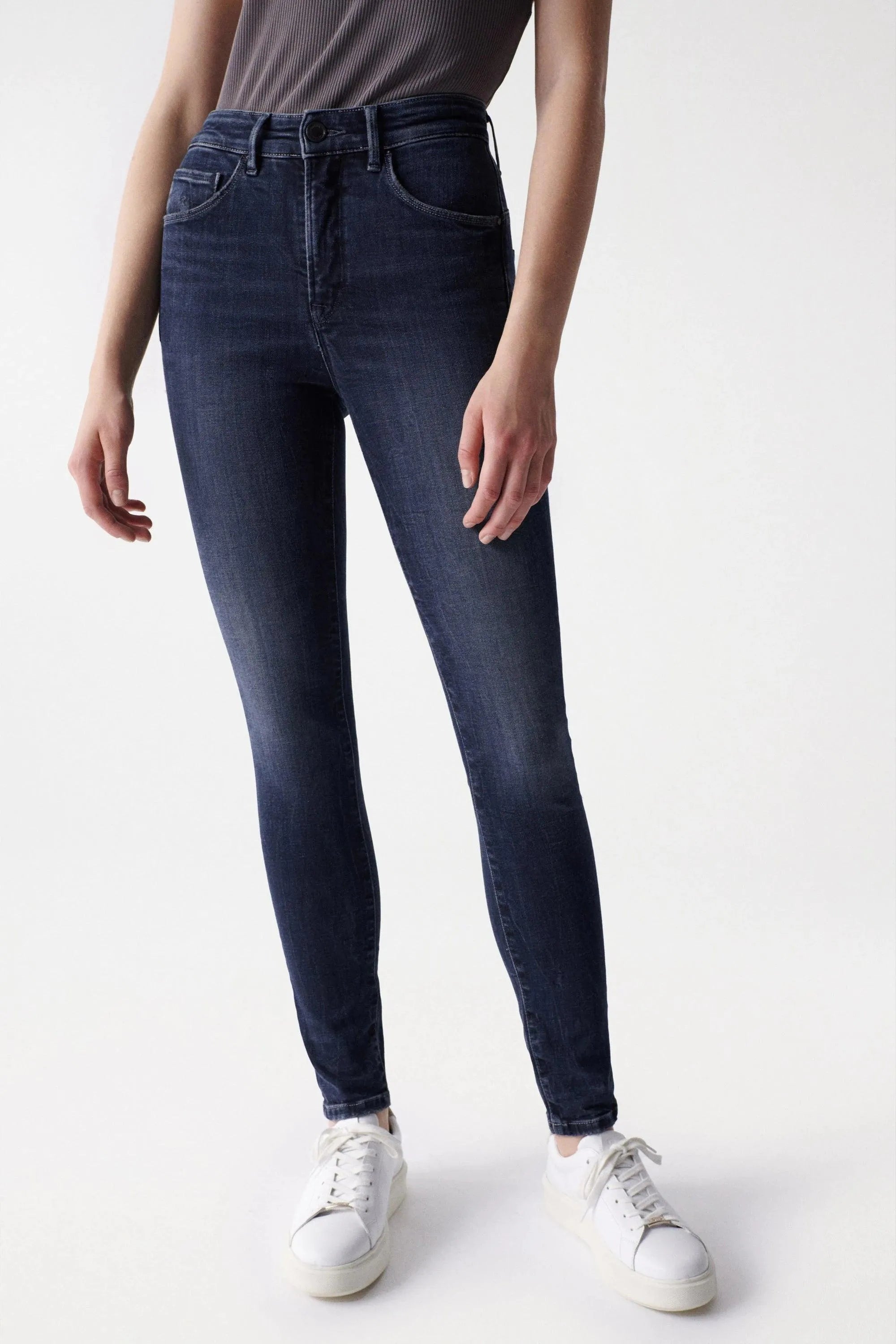 Vaquero Push In Secret Glamour Lavado Oscuro - ECRU