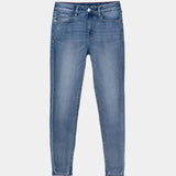 Vaqueros Lauren 244 C10 - ECRU