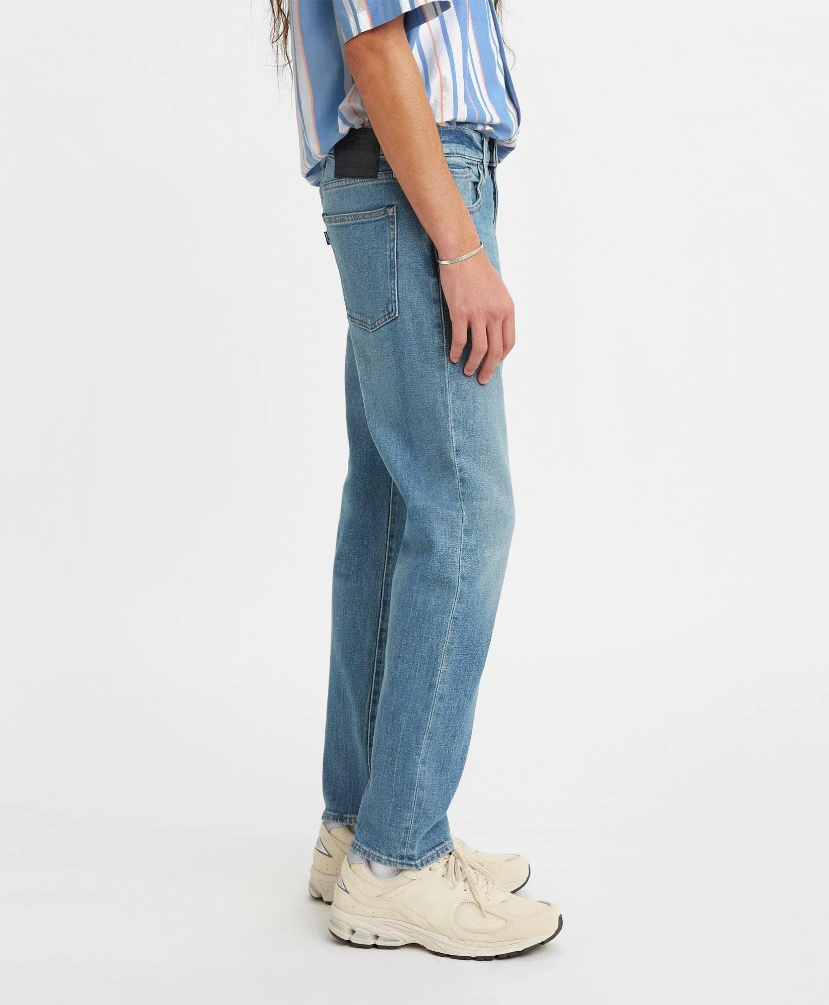 Vaqueros Levi's® Made & Crafted® 502™ Taper - ECRU