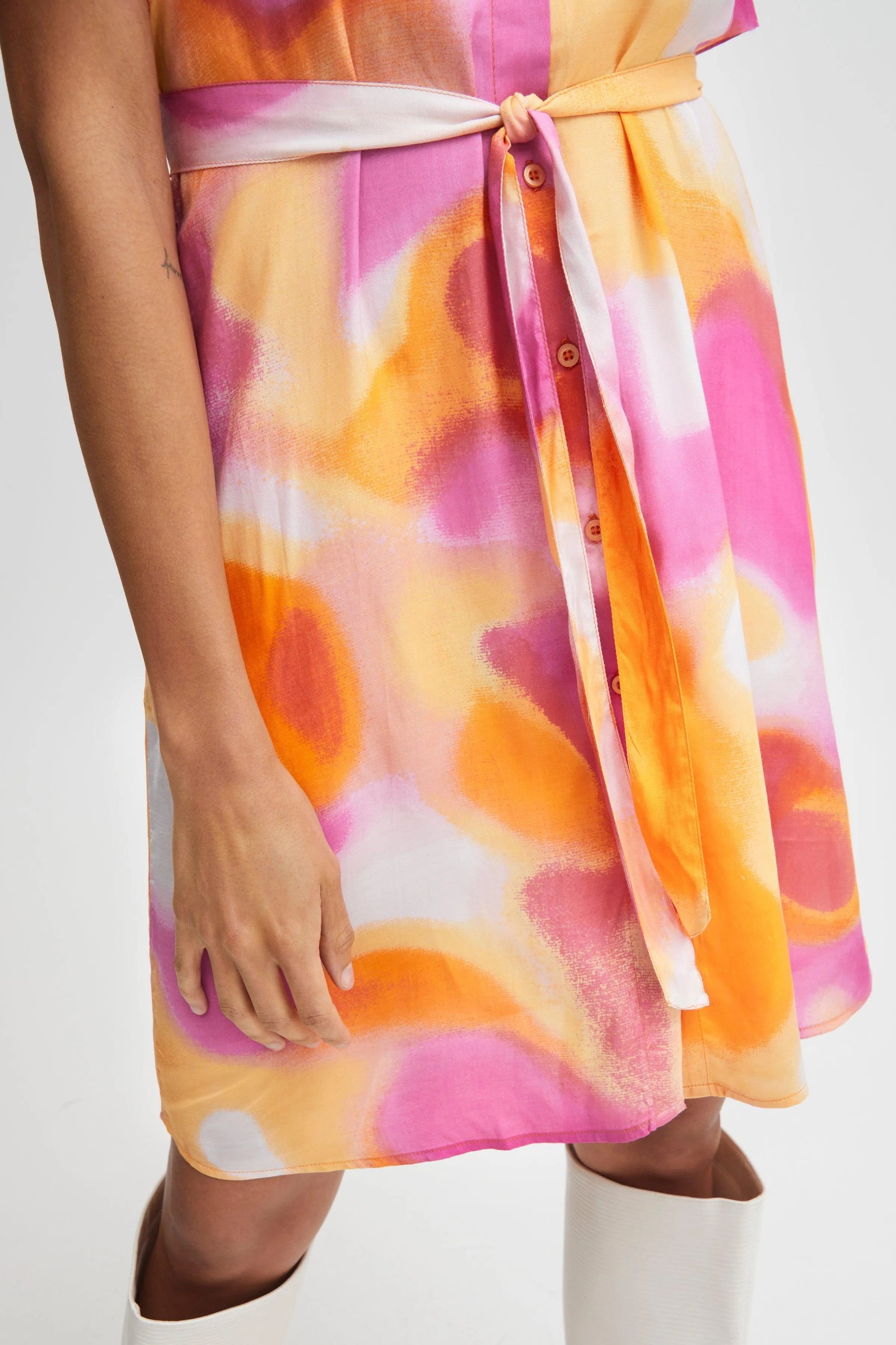 Vestido Camisero B.Young Estampado Raspberry Rose - ECRU