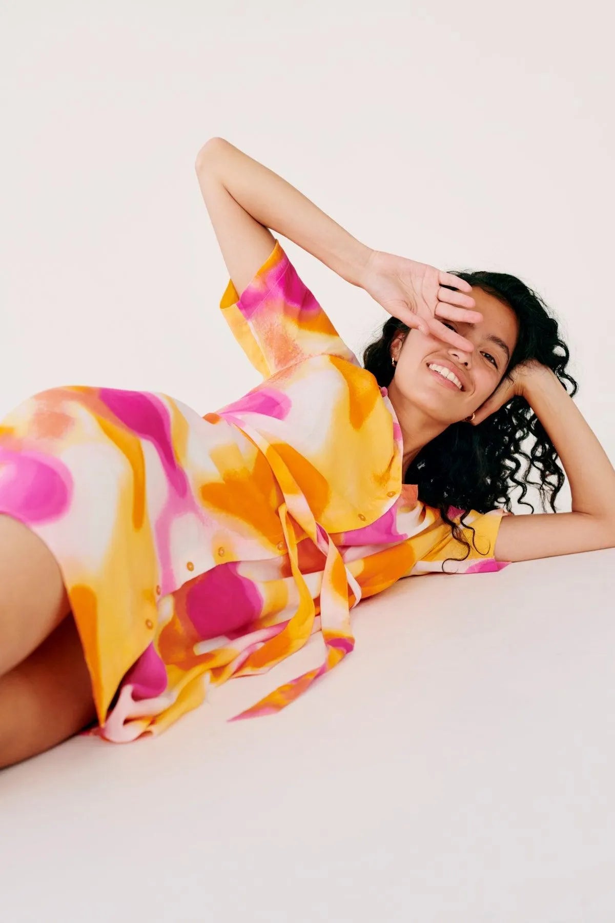 Vestido Camisero B.Young Estampado Raspberry Rose - ECRU