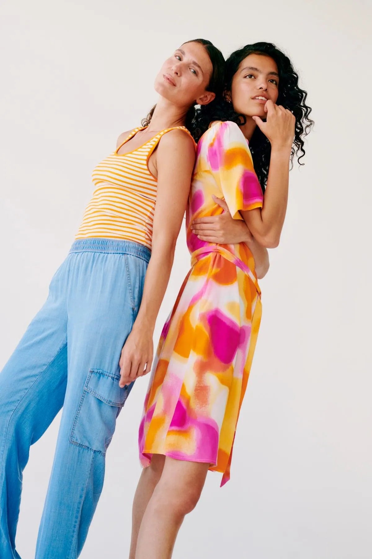 Vestido Camisero B.Young Estampado Raspberry Rose - ECRU