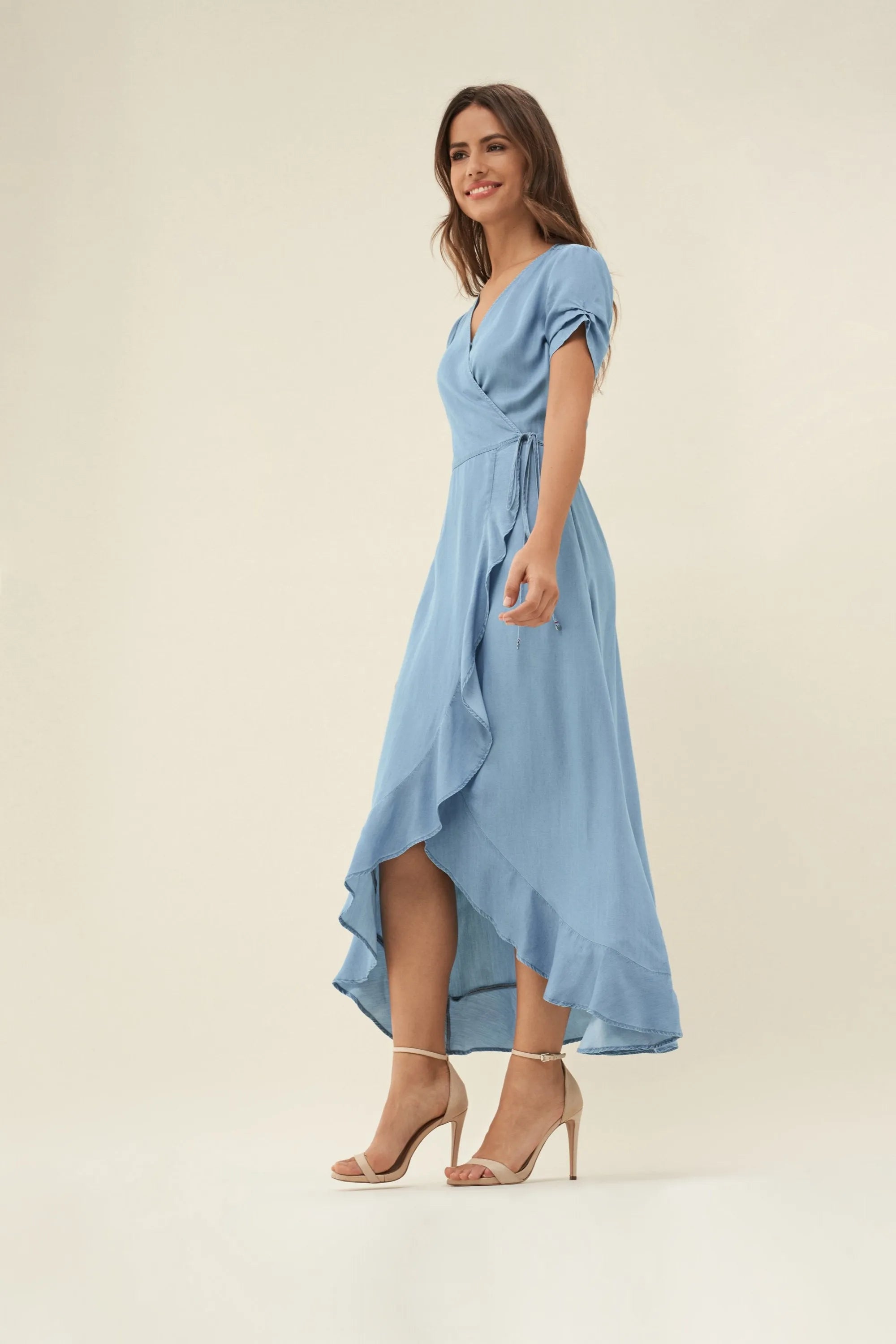 VESTIDO CON VOLANTES - ECRU