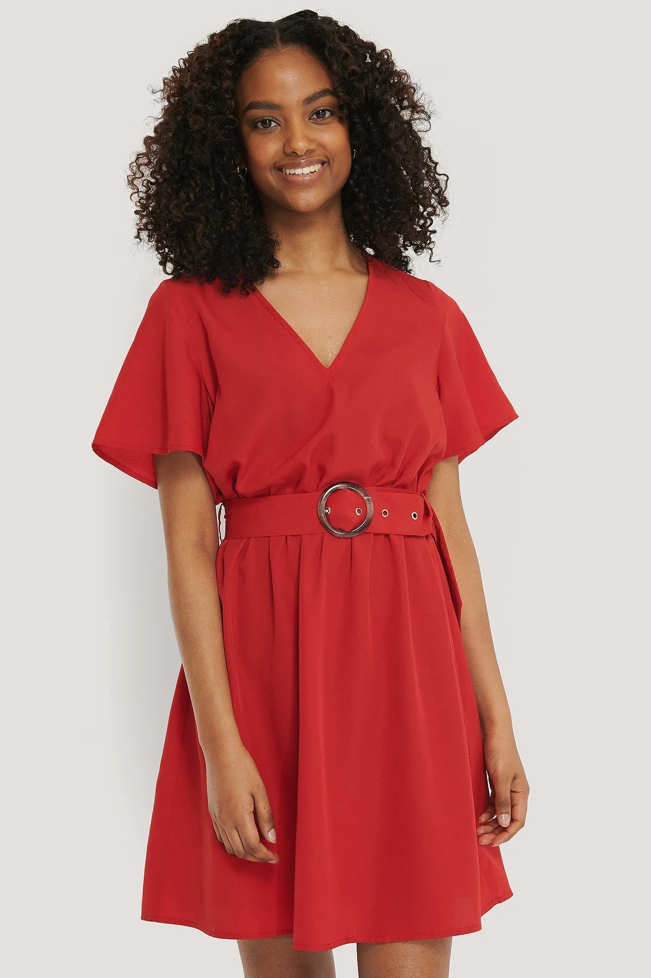 Vestido de manga corta con cuello en V - ECRU