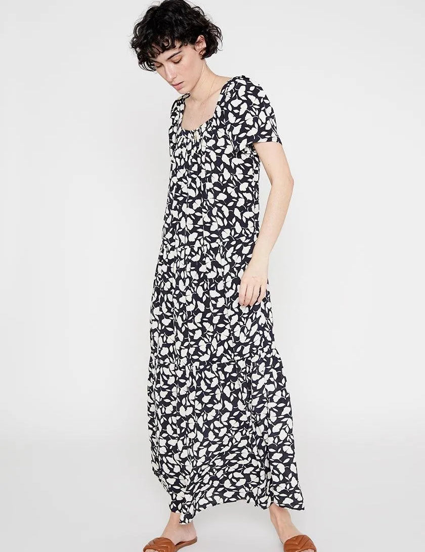 Vestido largo con volante estampado floral negro - ECRU