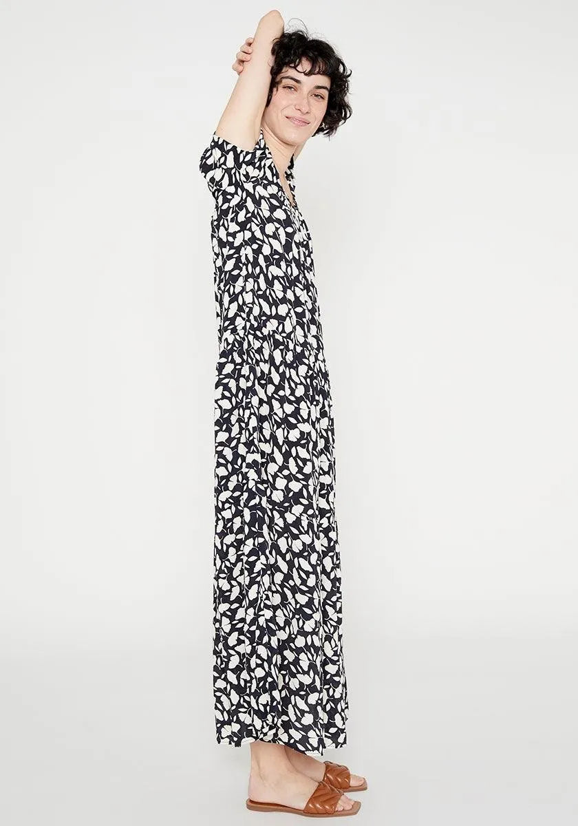 Vestido largo con volante estampado floral negro - ECRU