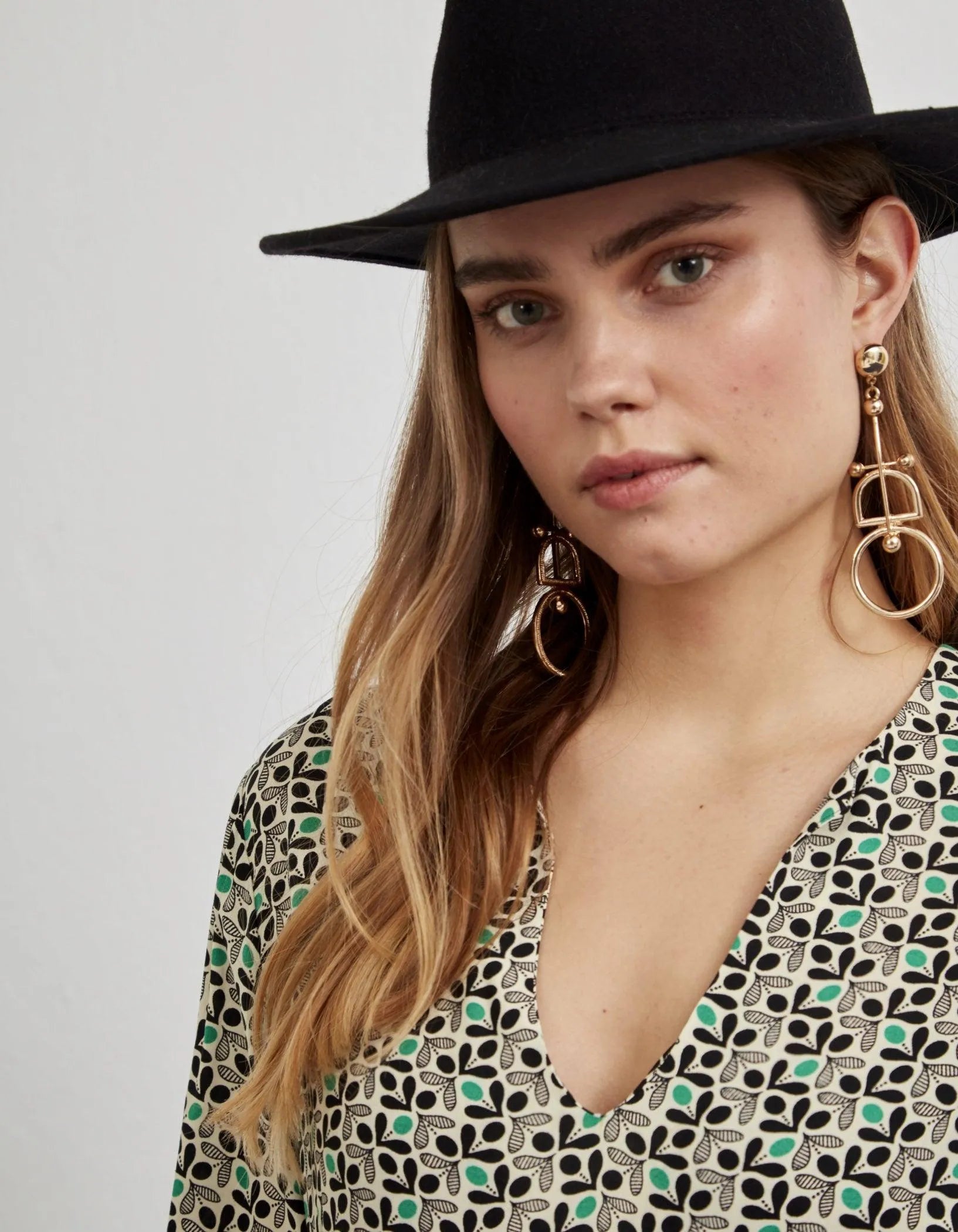 Vestido Largo Escote Pico - ECRU