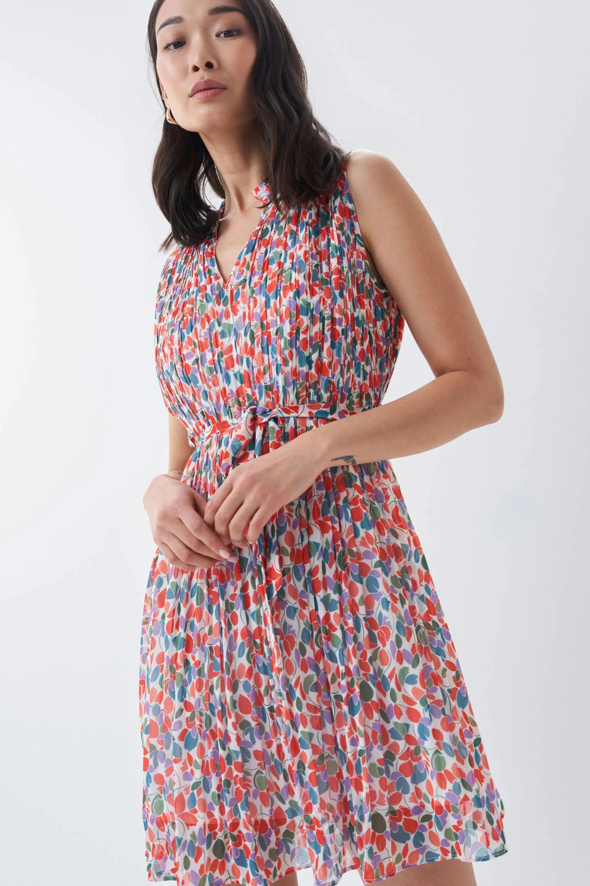 Vestido plisado con microprint - ECRU