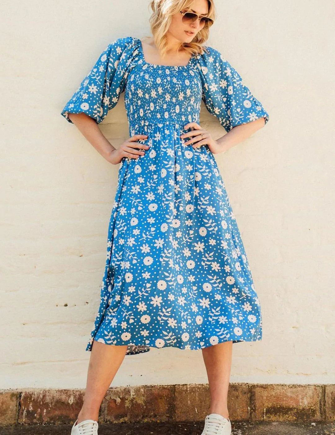 Vestido Raquel Shirred Blue Vintage Block Floral - ECRU