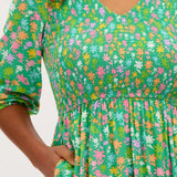Vestido Sugarhill Magdalene Midi Shirred Green Soft Rainbow Floral - ECRU
