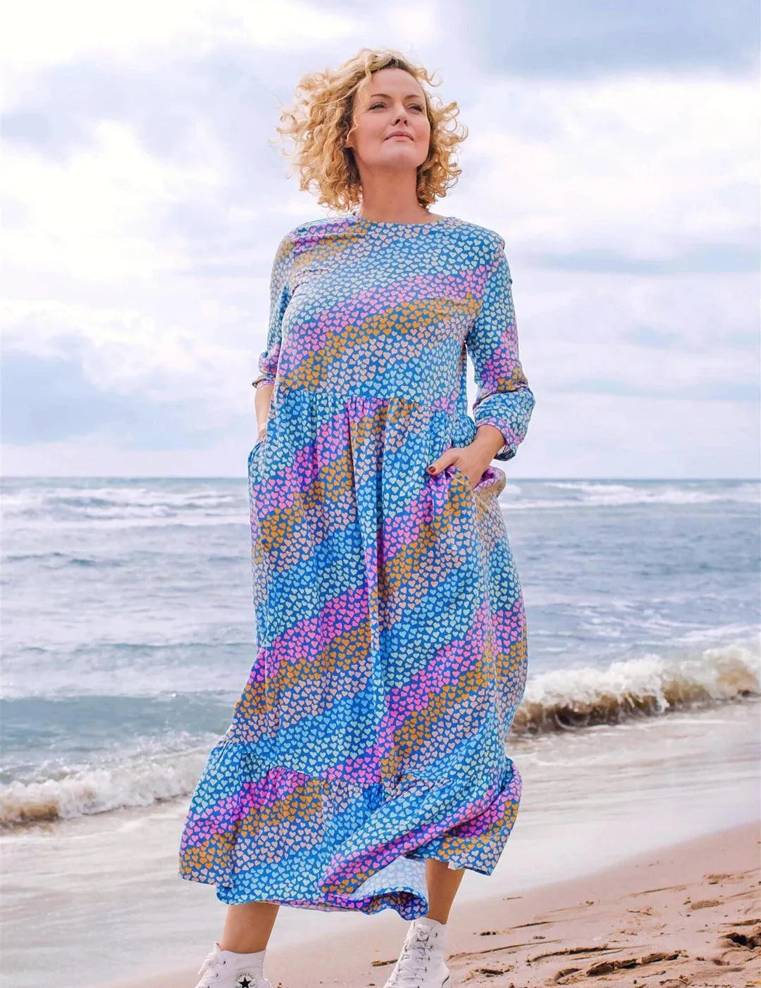 Vestido Suki Smock Blue Sliding Hearts - ECRU