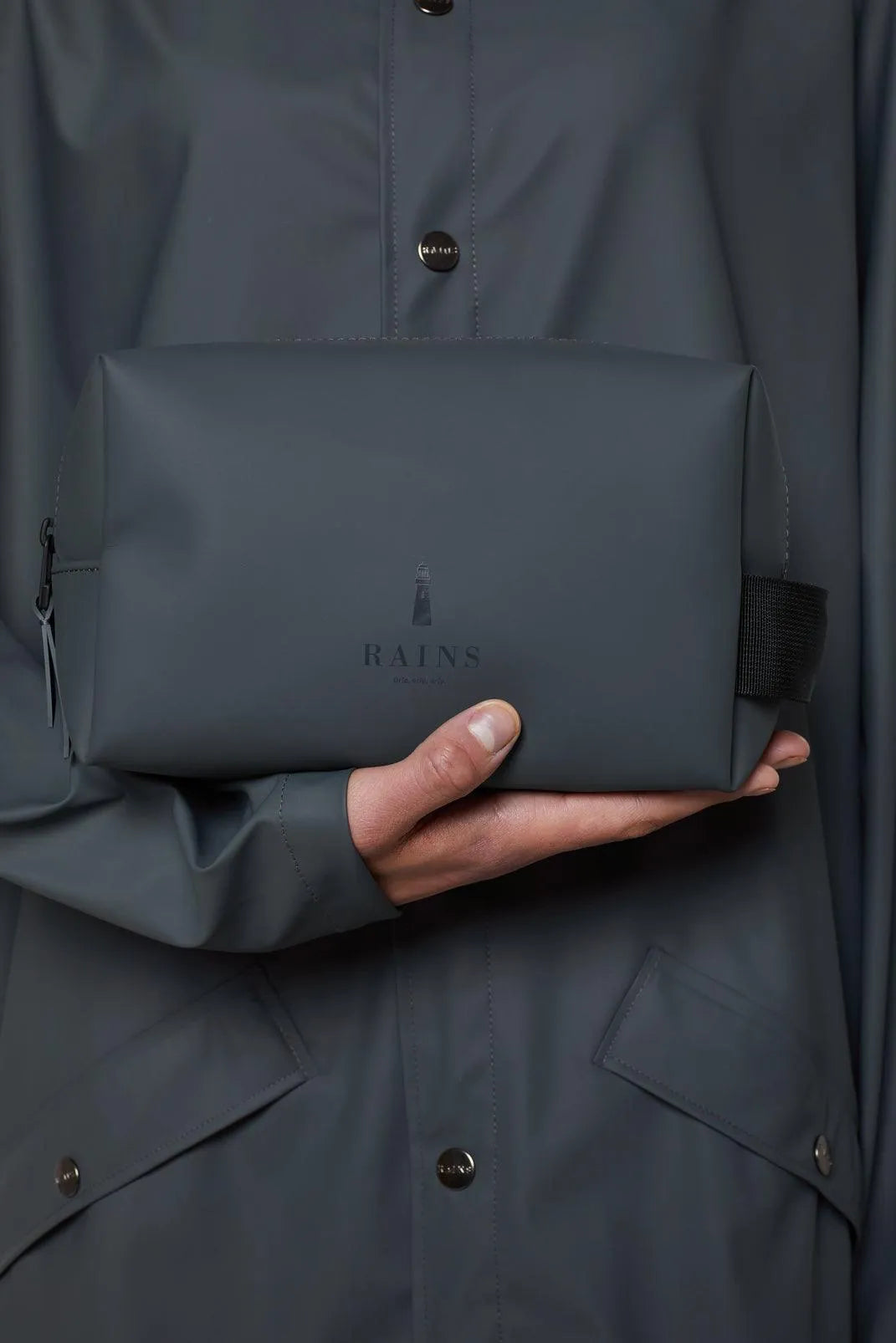 Wash Bag Small Slate - ECRU